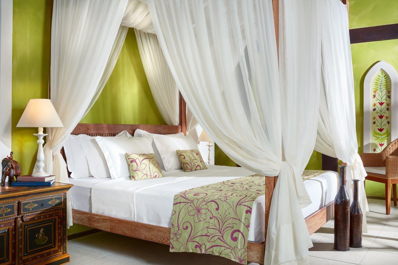 Zorah Beach Hotel トライリ エクステリア 写真