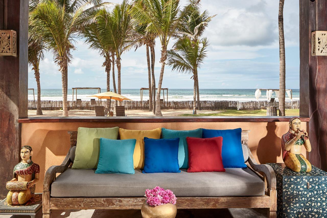 Zorah Beach Hotel トライリ エクステリア 写真