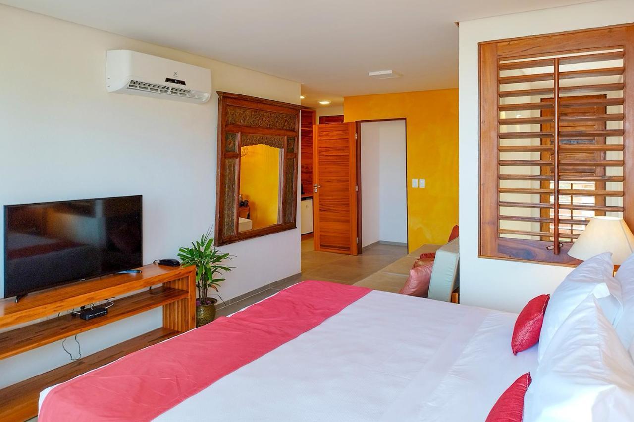Zorah Beach Hotel トライリ エクステリア 写真