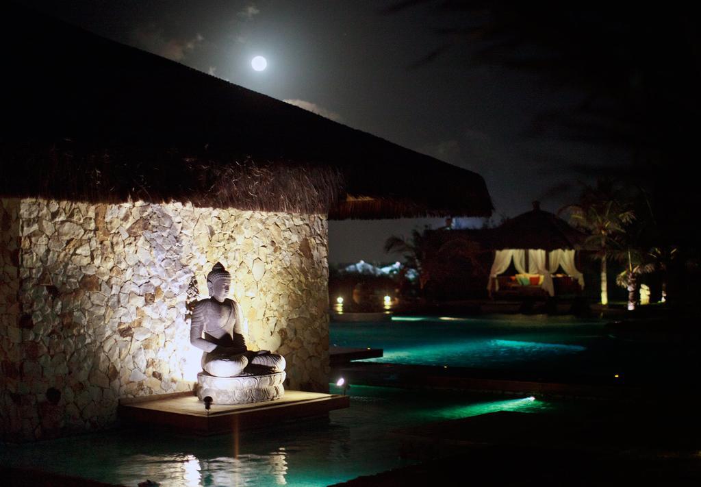 Zorah Beach Hotel トライリ エクステリア 写真